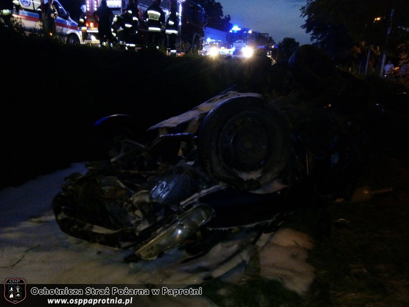 Wypadek na krajowej 92 w miejscowości Paprotnia