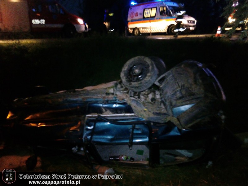 Wypadek na krajowej 92 w miejscowości Paprotnia