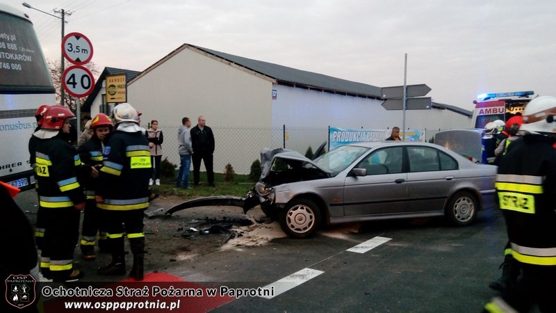 Wypadek na drodze Paprotnia Kampinos