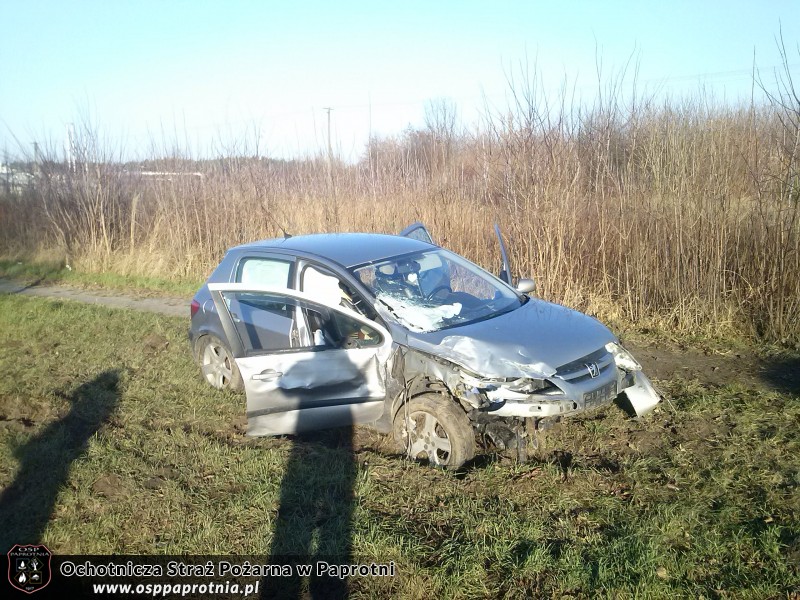 Wypadek na trasie krajowej 92 w miejscowości  Kozuszki Parcel
