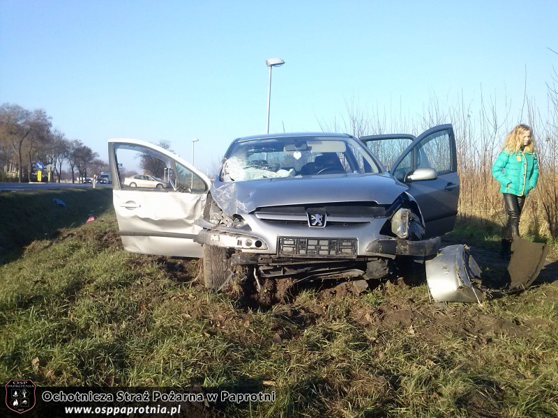 Wypadek na trasie krajowej 92 w miejscowości  Kozuszki Parcel