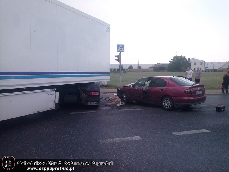 Kolizja  na skrzyżowaniu w Topołowie 