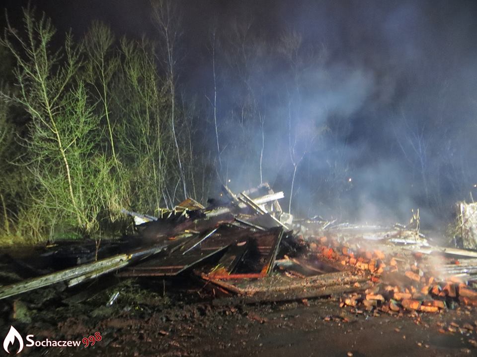 Pożar opuszczonego budynku na ulicy Osiedle Kolejowe