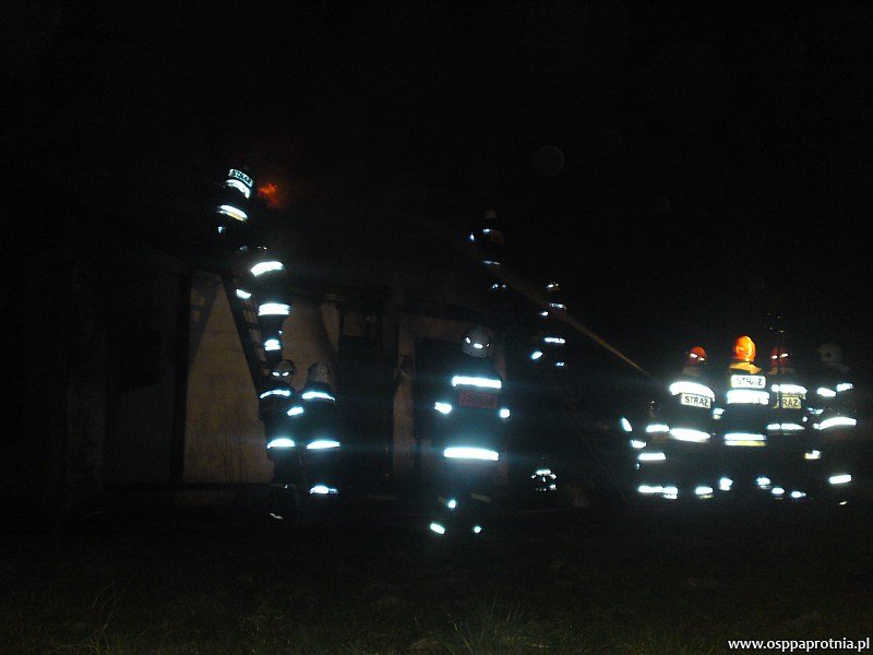 Pożar pustostanu w Bieniewie Parcela